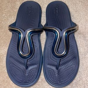 Crocs flip-flops, women’s size 8